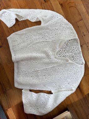 Splendid White Openwork V-Neck Crochet Knit Sweater